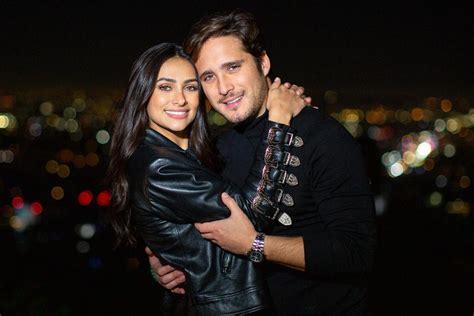 Renata Notni descarta boda con Diego Boneta: “No hay prisa”